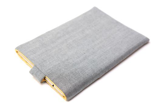 Apple iPad Pro 10.5 (2017) case sleeve pouch light denim with magnetic closure and pocket Apple iPad Pro 10.5 (2017) case sleeve pouch light denim with magnetic closure and pocket