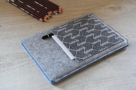 Apple iPad Mini 2 case sleeve pouch light felt pocket black arrow pattern Apple iPad Mini 2 case sleeve pouch light felt pocket black arrow pattern