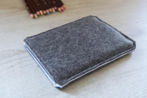 Kobo Aura sleeve case ereader dark felt pocket black cube pattern Kobo Aura sleeve case ereader dark felt pocket black cube pattern