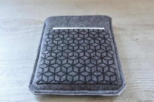 Kobo Aura sleeve case ereader dark felt pocket black cube pattern Kobo Aura sleeve case ereader dark felt pocket black cube pattern