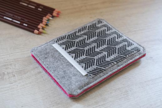Kobo Glo sleeve case ereader light felt pocket black arrow pattern Kobo Glo sleeve case ereader light felt pocket black arrow pattern
